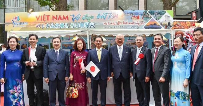 le hoi viet nam3.JPG