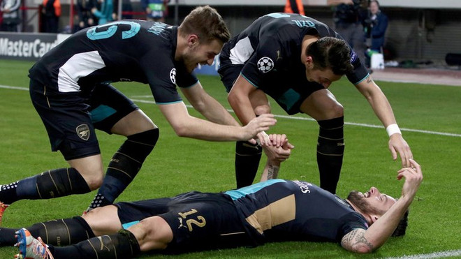 Kết quả chi tiết: Chelsea "đá bay" Porto, Arsenal lập nên kỳ tích ảnh 1