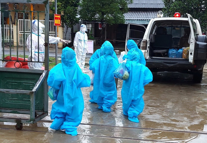 Điện Biên: Học sinh huyện Điện Biên tạm dừng đến trường để chống dịch ảnh 1