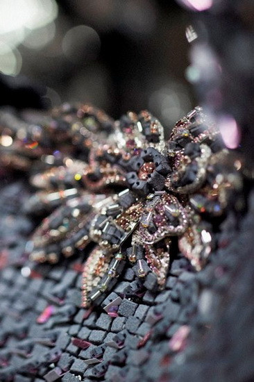 Chanel đưa bêtông vào Haute Couture Thu Đông 2014-2015 ảnh 12