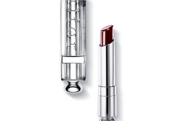 Xu hướng trang điểm Thu 2014: Chân mày sắc nét và môi tím đỏ ảnh 6