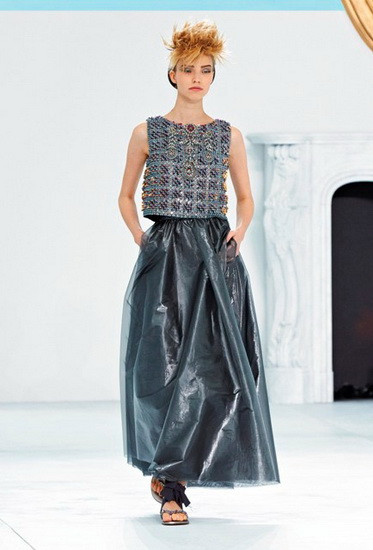 Chanel đưa bêtông vào Haute Couture Thu Đông 2014-2015 ảnh 4