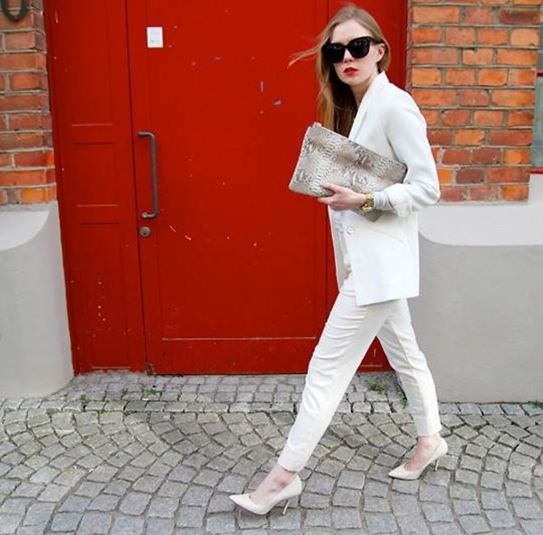 5 kiểu túi xách kinh điển mọi cô gái yêu thời trang nên sở hữu ảnh 13