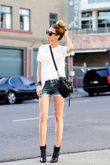 5 kiểu túi xách kinh điển mọi cô gái yêu thời trang nên sở hữu ảnh 2