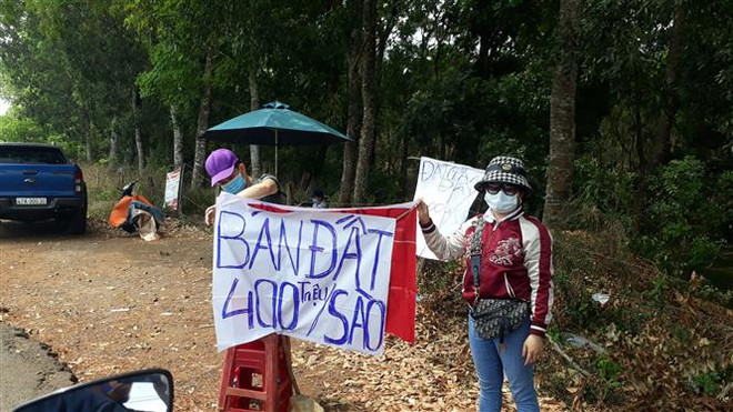 Bình Phước sốt đất sau thông tin khảo sát khu vực sân bay Téch Ních. (Ảnh: K GỬIH/TTXVN) Gắn trách nhiệm của lãnh đạo địa phương khi để xảy ra 'sốt đất' ảnh 2