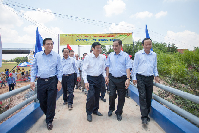MobiFone xây dựng 10 cây cầu phục vụ giao thông nông thôn ảnh 2