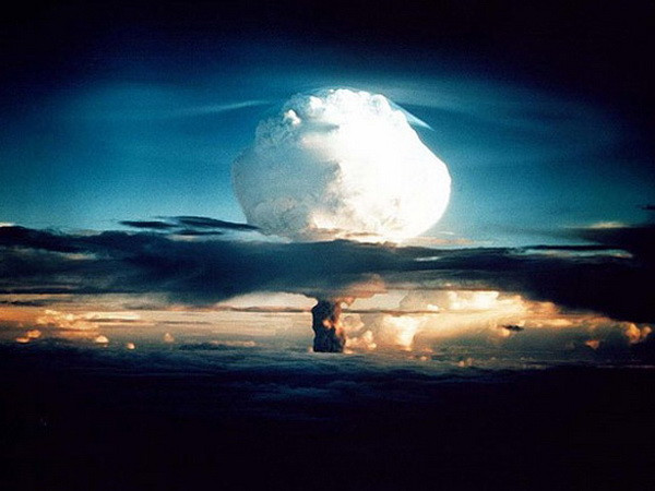 "Ukraine có thể chế tạo bom hạt nhân trong vòng 10 năm" ảnh 1