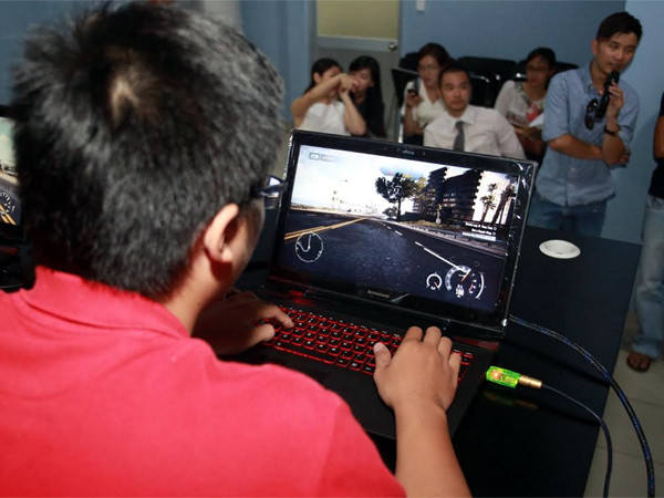 Lenovo chính thức trình làng máy tính xách tay cấu hình "khủng” ảnh 1