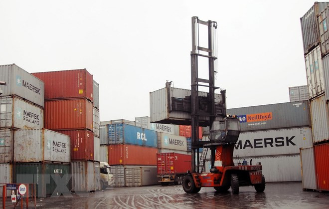 Hàng chục nghìn container ‘rác thải’ vẫn ‘thi gan” tại các cảng ảnh 2
