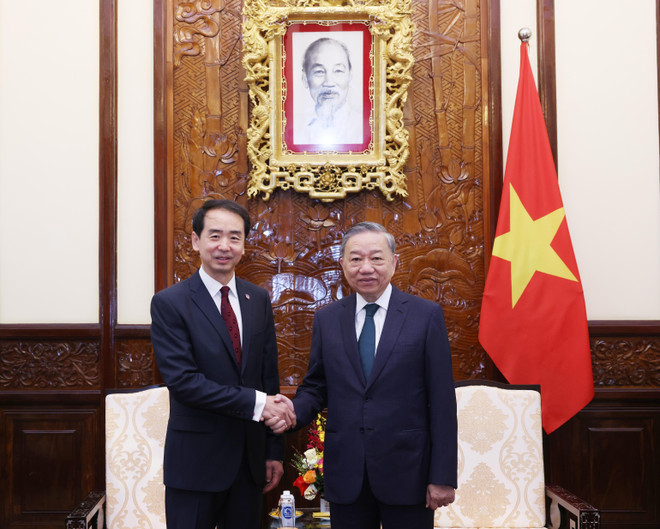 TTXVN_1708 Tong Bi thu Viet Nam Trung Quoc 1.jpg