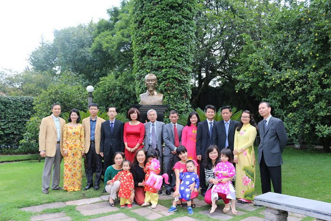 Khánh thành tượng đài Bác Hồ tại Đại sứ quán Việt Nam ở Mexico ảnh 3