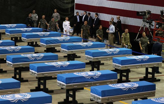 Mỹ công bố danh tính các binh sỹ đầu tiên được Triều Tiên trả hài cốt ảnh 1