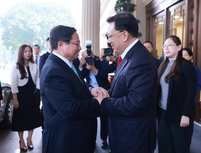 TTXVN_0811 Thu tuong Bi thu Trung Khanh (2).jpg