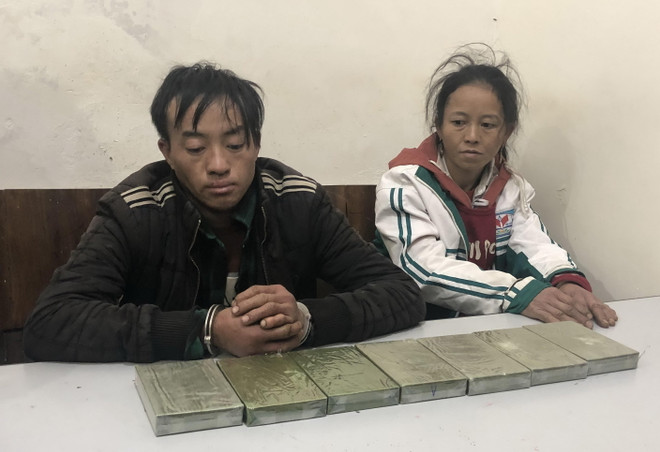 Sơn La: Bắt giữ hai đối tượng vận chuyển 7 bánh heroin ảnh 1