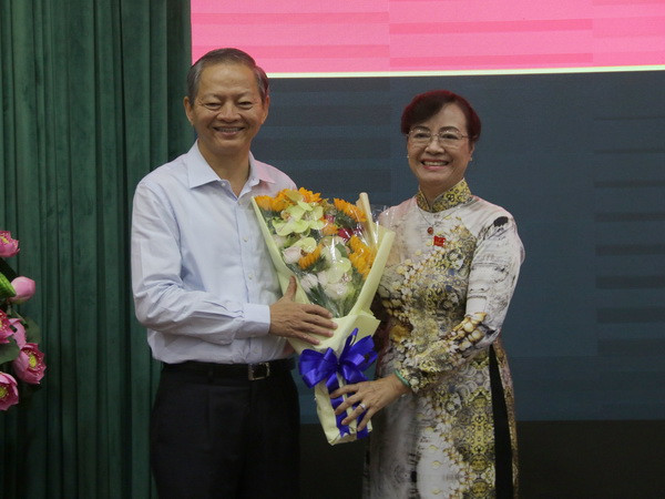 Thủ tướng phê chuẩn miễn nhiệm chức vụ lãnh đạo hai địa phương ảnh 1