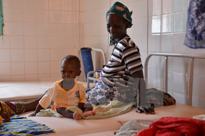 Nạn đói hoành hành đe dọa sự sống của hàng triệu trẻ em châu Phi ảnh 1