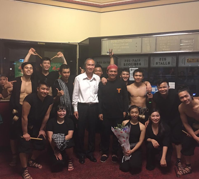 Vở xiếc “À Ô Làng Phố” làm nức lòng khán giả ở Australia ảnh 2