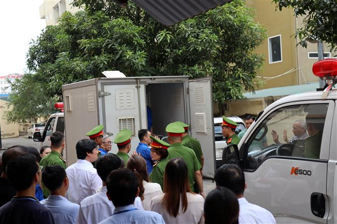 Bị cáo Nguyễn Thị Thanh Nhàn nhận thêm bản án 10 năm tù ảnh 2