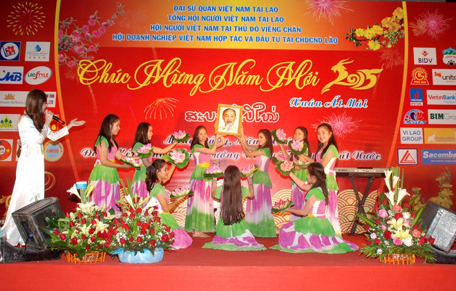 Nhiều hoạt động mừng Xuân Ất Mùi tại Nhật Bản, Lào và Singapore ảnh 7