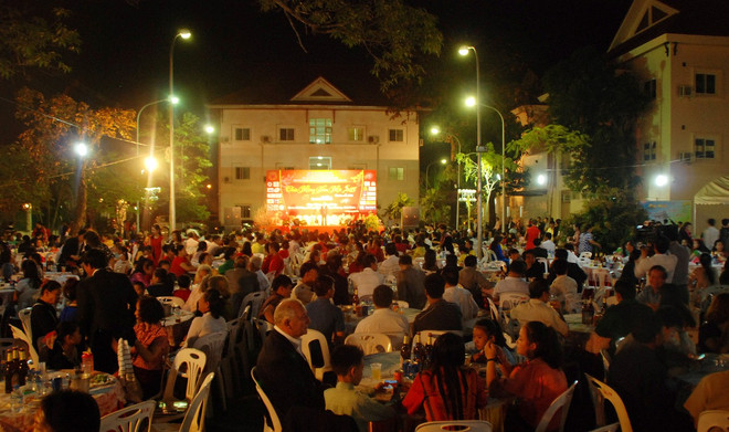 Nhiều hoạt động mừng Xuân Ất Mùi tại Nhật Bản, Lào và Singapore ảnh 3