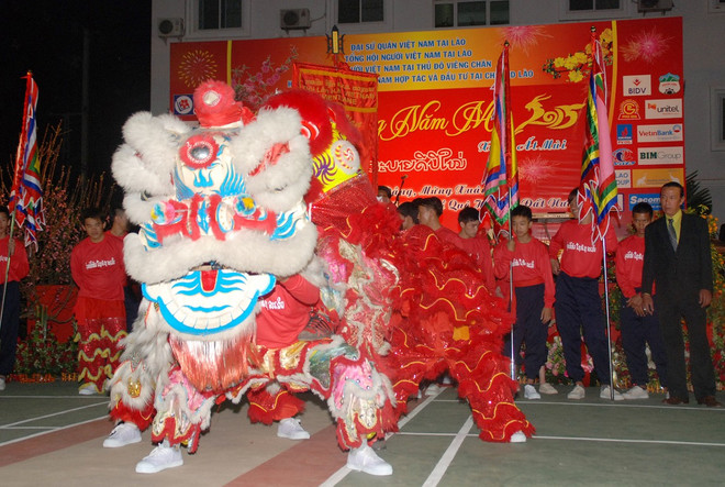 Nhiều hoạt động mừng Xuân Ất Mùi tại Nhật Bản, Lào và Singapore ảnh 6