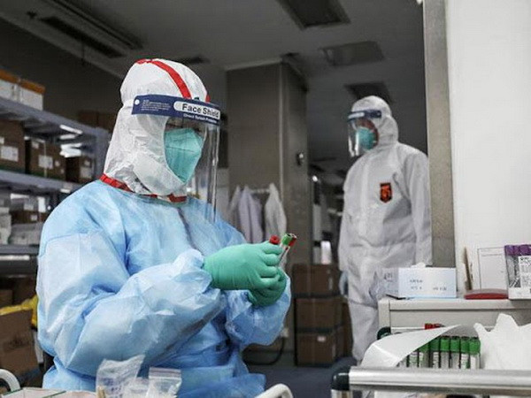 Phương pháp mới giúp phòng bệnh cho các y bác sỹ ở tuyến đầu ảnh 1