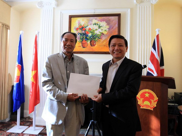 Tấm lòng của kiều bào ở Anh với biển đảo quê hương ảnh 1