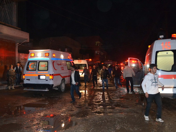 Đánh bom liên tiếp ở Iraq làm hàng trăm người thương vong ảnh 1