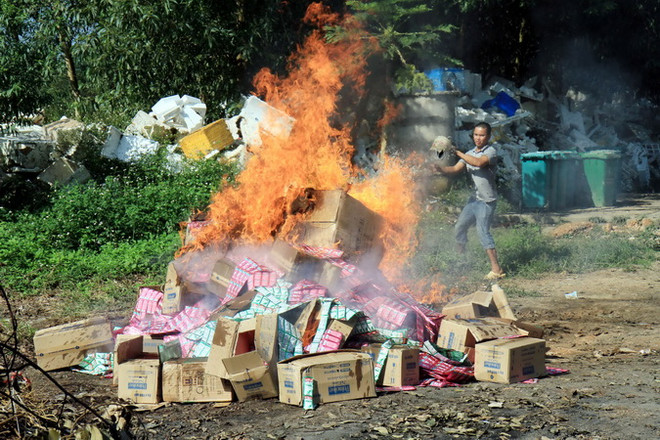 Lạng Sơn bắt giữ lô hàng nhạy cảm của nước ngoài tuồn vào nội địa ảnh 1