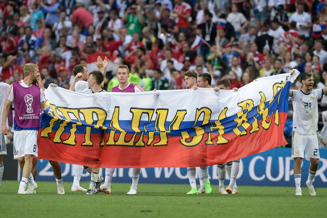 World Cup 2018: Đội tuyển Nga được chào đón nồng nhiệt ở Sochi ảnh 1