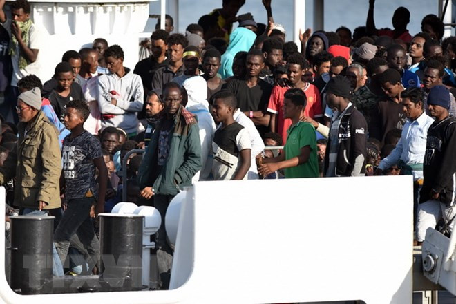 Sự kiện quốc tế 30/7-5/8: Apple trở thành công ty nghìn tỷ USD ảnh 4