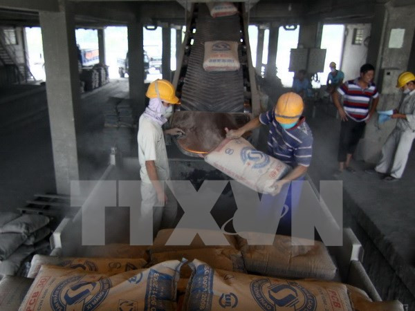 Xuất khẩu ximăng vượt mốc kế hoạch khoảng 4 triệu tấn ảnh 1