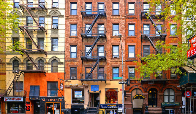 (Nguồn: Brick Underground) Câu chuyện về những cầu thang thoát hiểm biểu tượng của New York ảnh 1