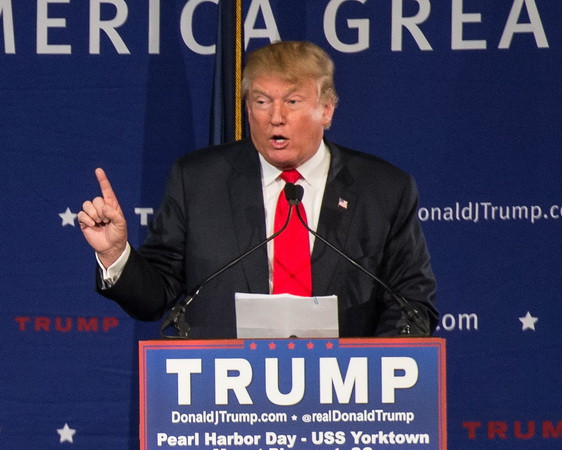 Ứng cử viên Tổng thống Mỹ Dolnald Trump. (Nguồn: AFP/TTXVN) Ông Donald Trump: Vụ xả súng ở Orlando là hành động khủng bố ảnh 1