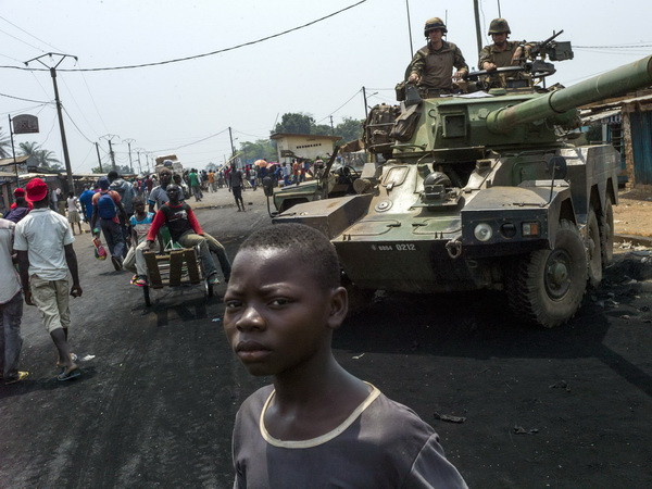 Tổng thống Trung Phi kêu gọi Pháp không bỏ rơi nước này ảnh 1