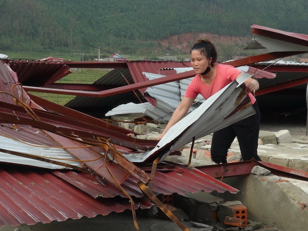 Người dân Quảng Bình đoàn kết, chung sức vực dậy sau thiên tai ảnh 1