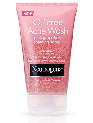 Mẹo đánh phấn để không bị mốc da khi trang điểm trong mùa khô ảnh 2