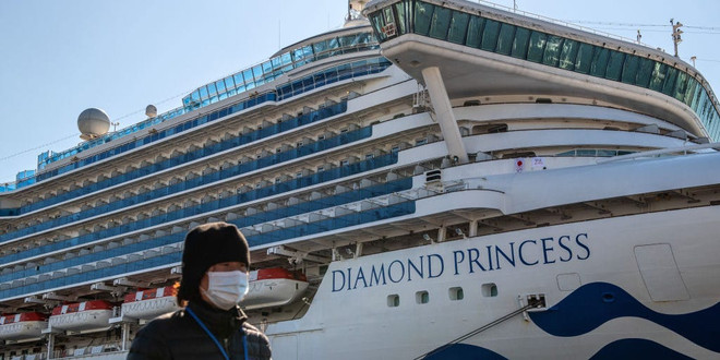 Du thuyền Diamond Princess bị cách ly tại cảng Yokohama. (Nguồn: Getty Images) Hàn Quốc cho hồi hương các công dân trên du thuyền tại Nhật Bản ảnh 1