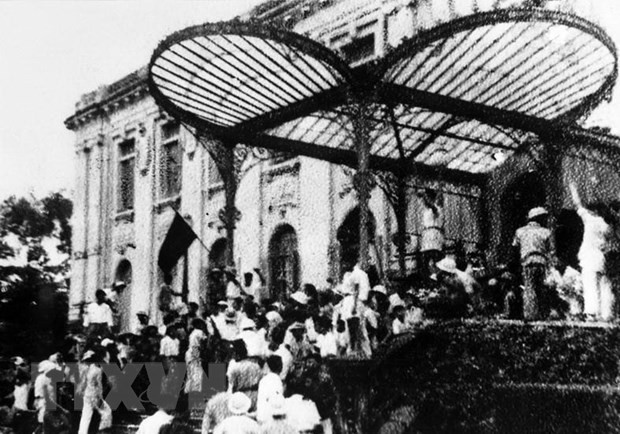 Cách mạng Tháng Mười Nga dẫn đường cho cách mạng Việt Nam ảnh 3