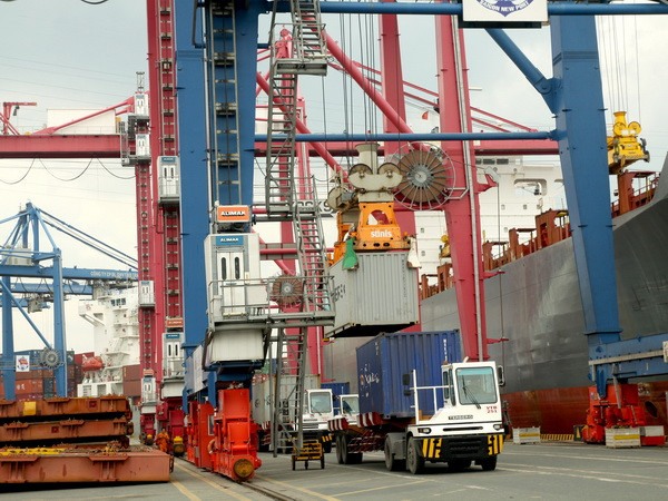 TP.HCM sẽ duy trì tốc độ tăng trưởng GDP ở mức trên 9,5% ảnh 1