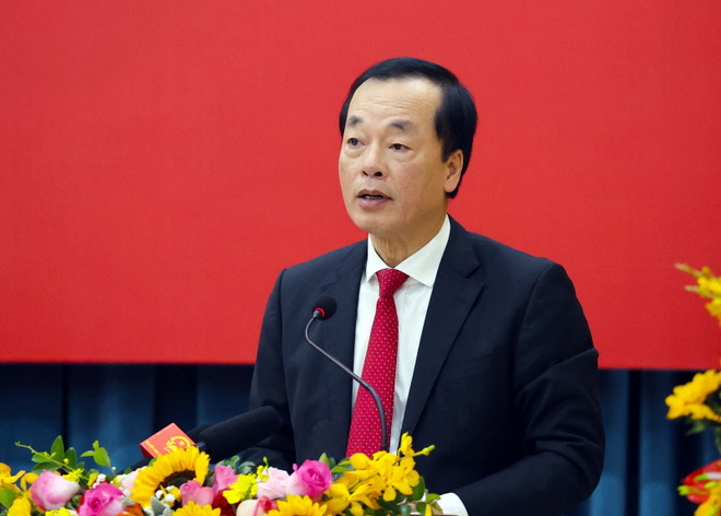 Bộ trưởng Bộ Xây dựng Phạm Hồng Hà. (Ảnh: Thống Nhất/TTXVN) 'Rà soát, xây dựng mô hình nhà ở có thể đối phó với tổ hợp thiên tai' ảnh 1