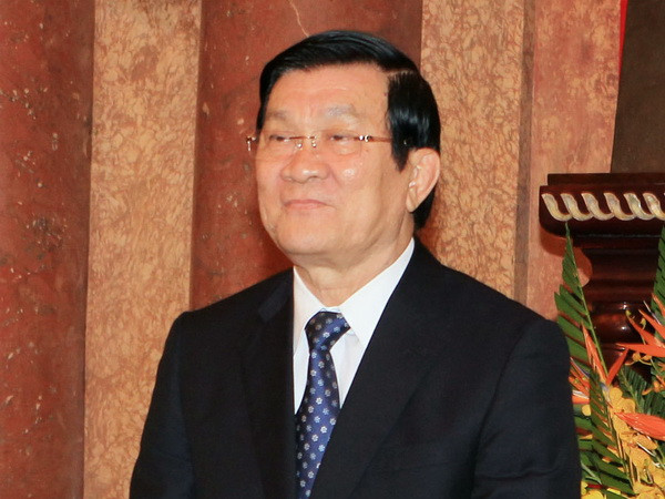 Chủ tịch nước lên đường dự Hội nghị cấp cao APEC 22 ảnh 1