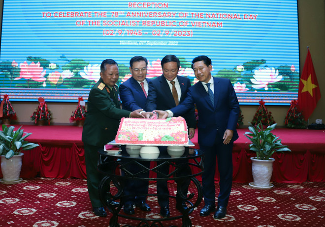 Tổ chức trọng thể Lễ Kỷ niệm 78 năm Quốc khánh Việt Nam tại Lào ảnh 3