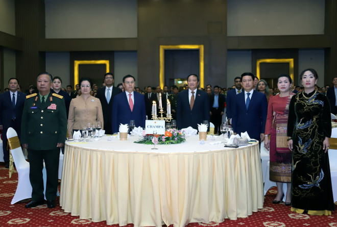 Tổ chức trọng thể Lễ Kỷ niệm 78 năm Quốc khánh Việt Nam tại Lào ảnh 1