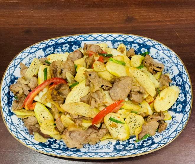 vnp cu nieng xao bo.jpg