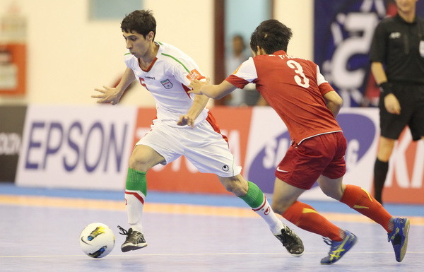 Thi đấu nỗ lực, tuyển Futsal Việt Nam vẫn bị Iran "hủy diệt" ảnh 1
