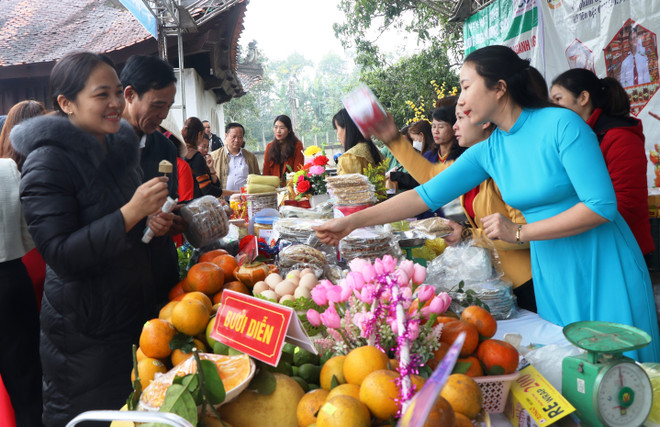 Dâng hương tưởng niệm Đại danh y Hải Thượng Lãn Ông Lê Hữu Trác ảnh 2