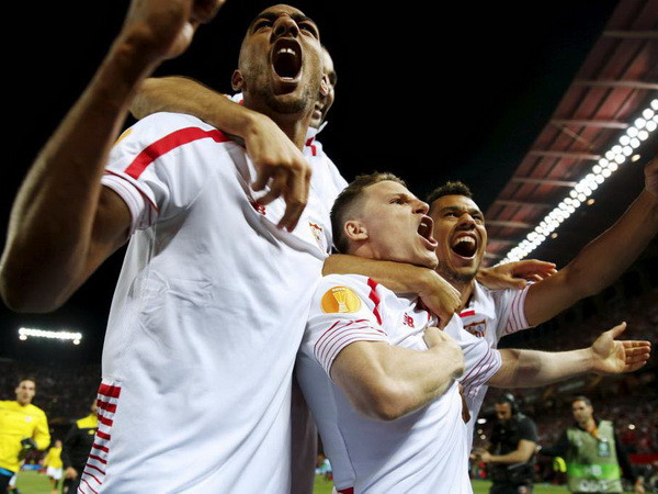 Sevilla giành vé vào bán kết sau loạt "đấu súng" kịch tính ảnh 1
