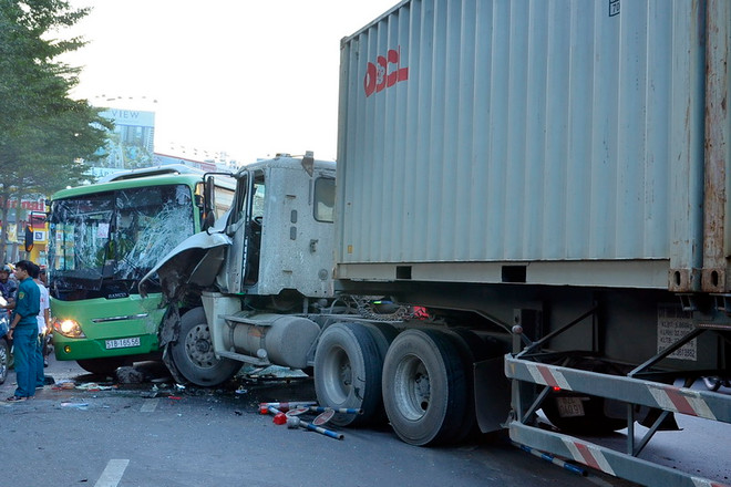 Tai nạn giao thông tăng đột biến trong ngày mùng 3 Tết, 38 người chết ảnh 1