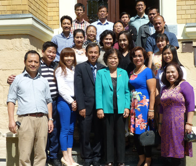 Kiều bào EU chung tay hỗ trợ các trẻ em miền núi và hải đảo ảnh 1